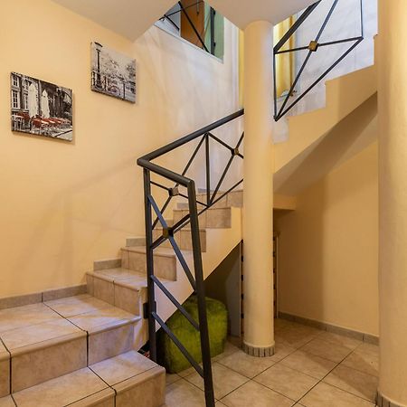 Massarenti 31 Modern Duplex By Wonderful Italy Apartment Bologna Bagian luar foto