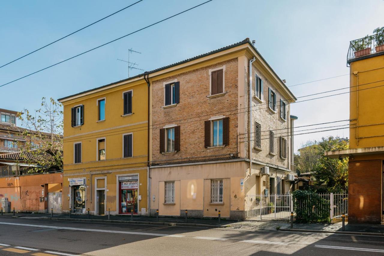 Massarenti 31 Modern Duplex By Wonderful Italy Apartment Bologna Bagian luar foto